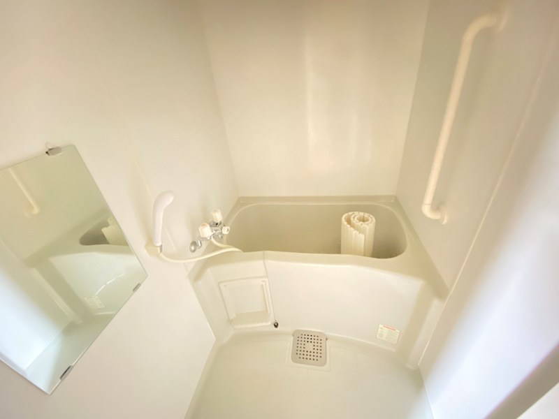 バス・シャワールーム　※別部屋写真参照