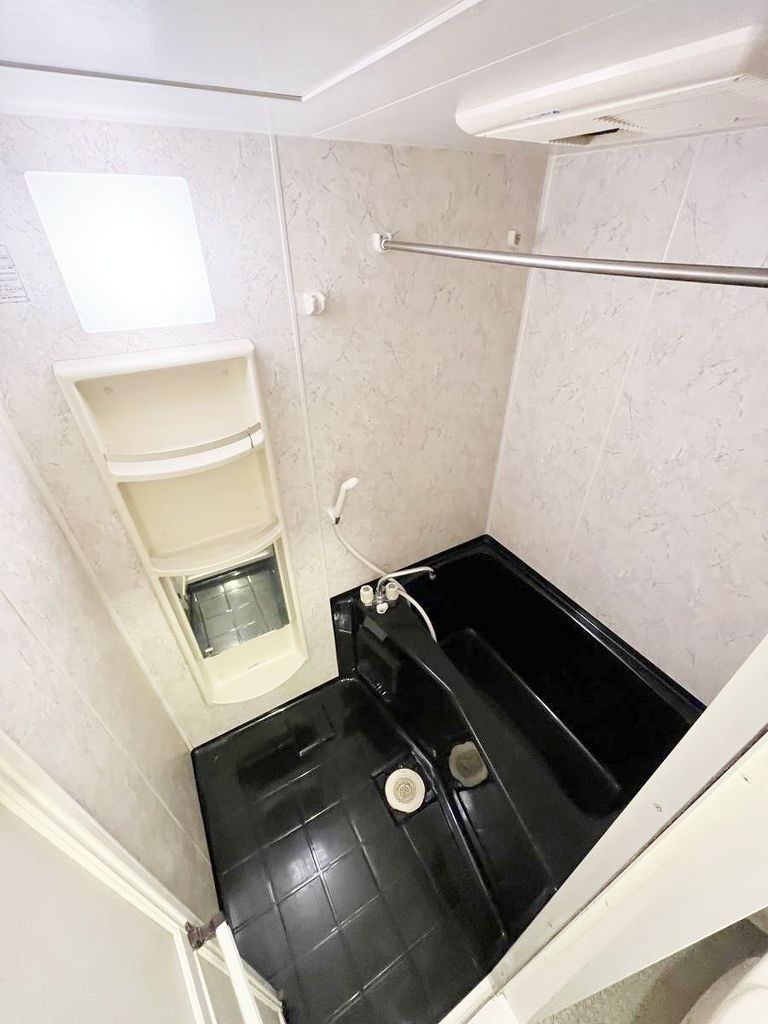 バス・シャワールーム　※別部屋参考写真