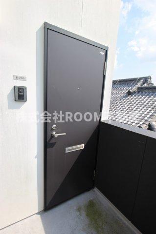玄関　シンプルで使いやすい玄関です