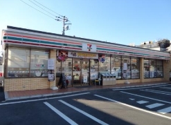 コンビニ　セブンイレブン横浜元宮1丁目店（コンビニ）まで156m