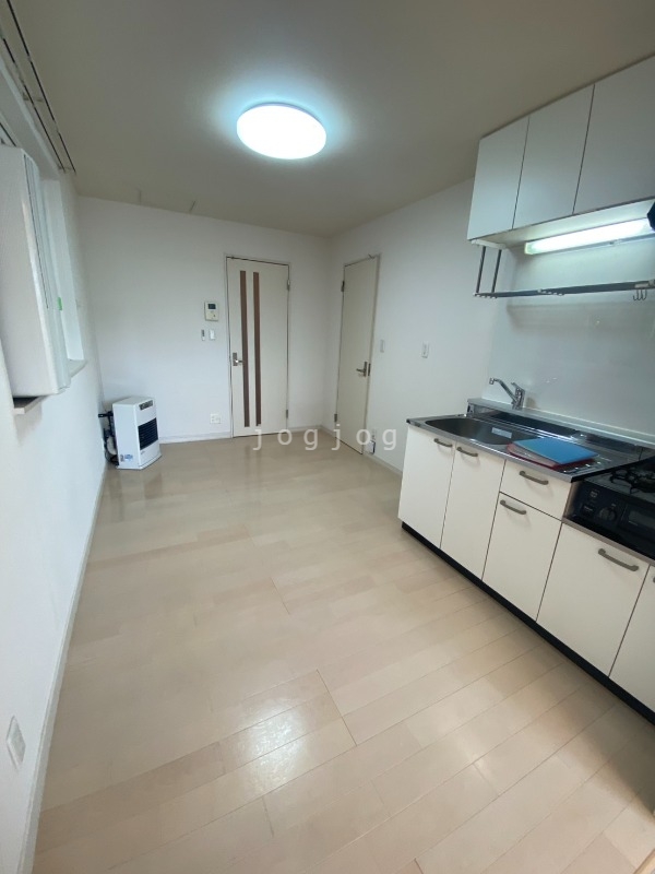 居室・リビング　みてください★非常に広く感じるお部屋です★