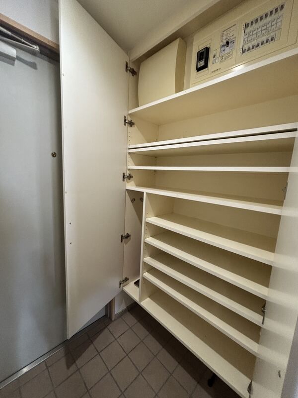 ベラカーサ秋葉原の玄関写真