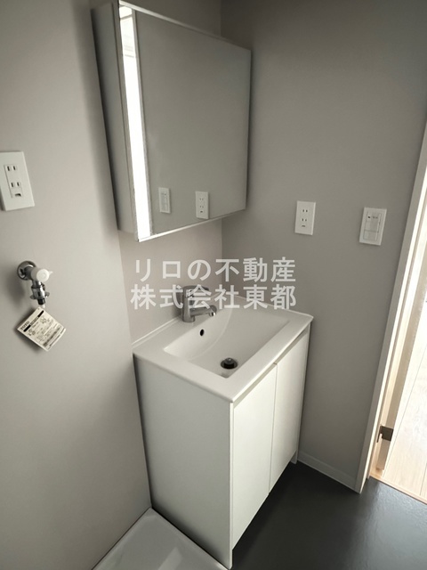 洗面設備　独立洗面台なら落ち着いて身支度ができます☆