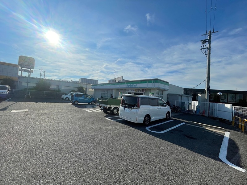 コンビニ　ファミリーマート 泉北田園大橋店（コンビニ）まで997m