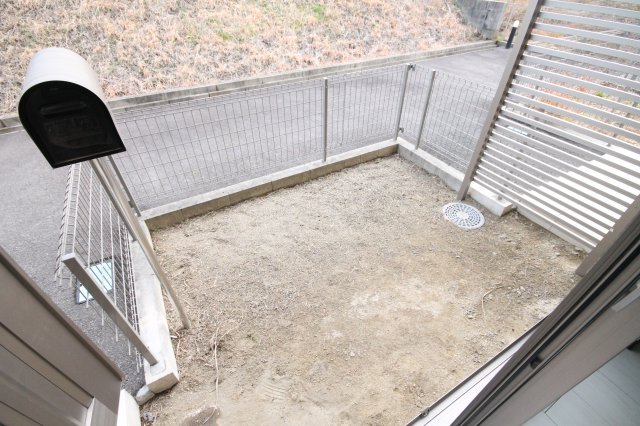 庭　※同物件別号室の写真になります