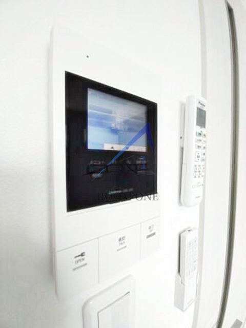セキュリティ　モニター付きインターホンです。