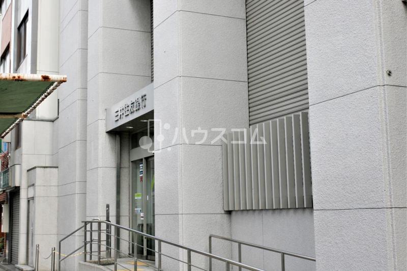 銀行　三井住友銀行 大正区支店（銀行）まで327m