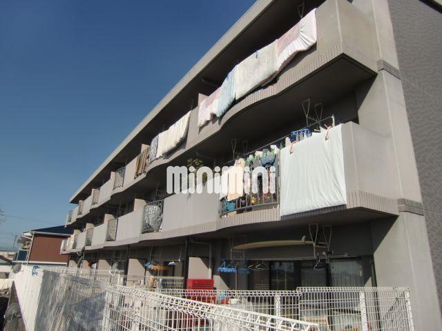 建物外観　落ち着いた色合いの外観