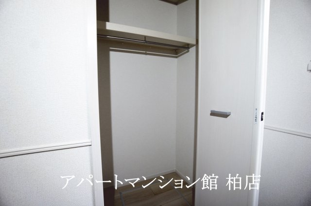 収納　同施工会社、同型タイプです
