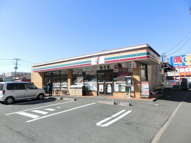コンビニ　セブンイレブン（コンビニ）まで190m