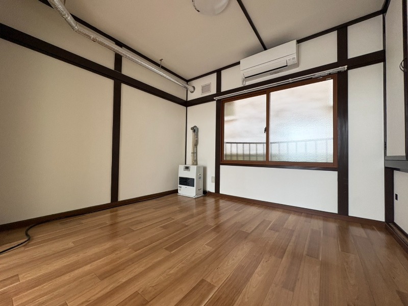 その他部屋・スペース　寝室は和室になっています。落ち着きがありますね。