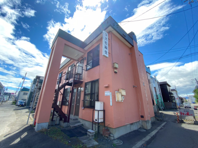 建物外観　札幌市北区新琴似７条「コスモ麻生」