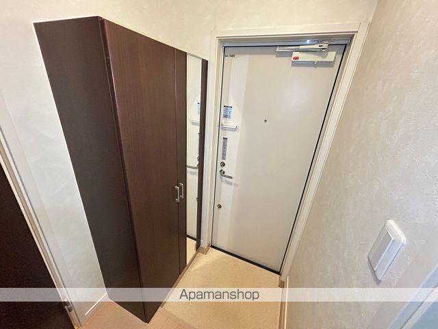 レジデンスKの玄関写真