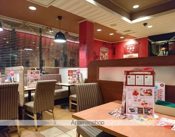 飲食店　ガスト関前店（飲食店）まで415m
