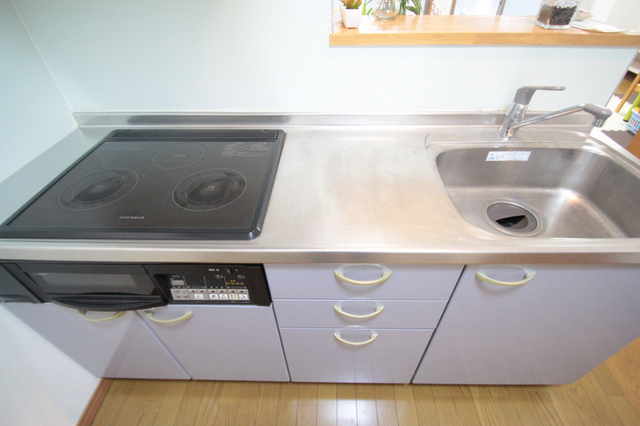 キッチン　※同建物内別室のお写真です。