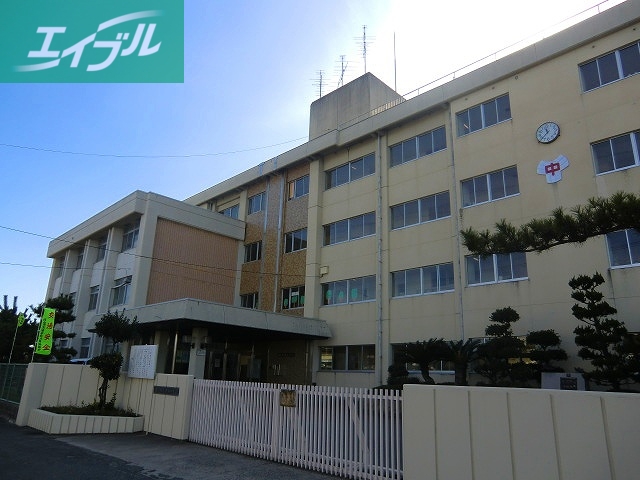 中学校　岡山市立芳田中学校（中学校）まで609m