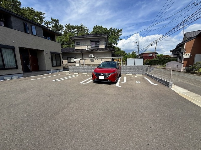 駐車場　平面駐車場・2台契約可