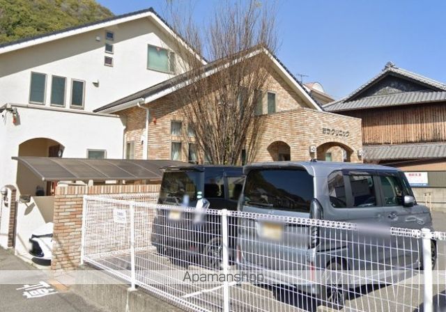 病院　医療法人社団　おか整形・リハビリクリニック（病院）まで470m