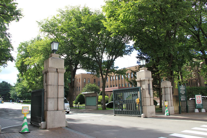 大学・短大　北大正門（大学・短大）まで350m