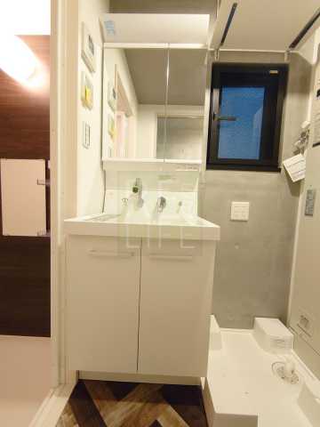 洗面設備　Ｇｒａｎｄｅ　Ｗａｓｅｄａ※他のお部屋の参考写真となります