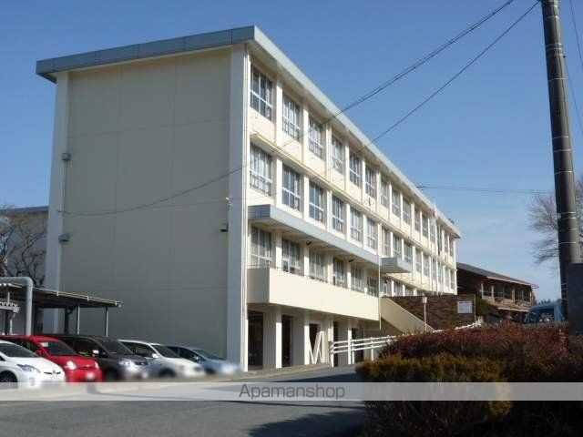 小学校　妻木小学校（小学校）まで975m