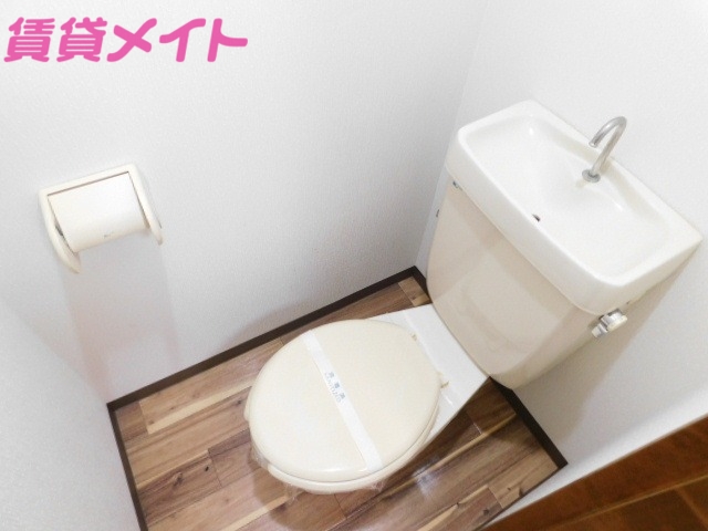 トイレ　同物件別室画像