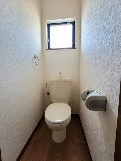 トイレ　清潔感のあるトイレです