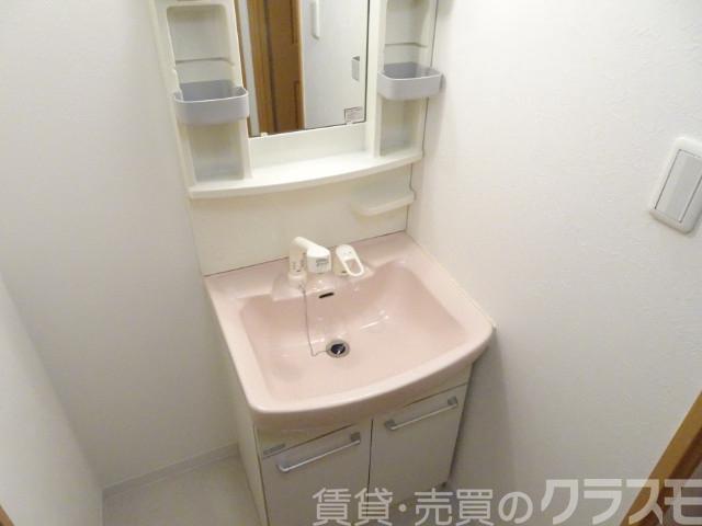洗面設備　使いやすいシャンプードレッサー♪
