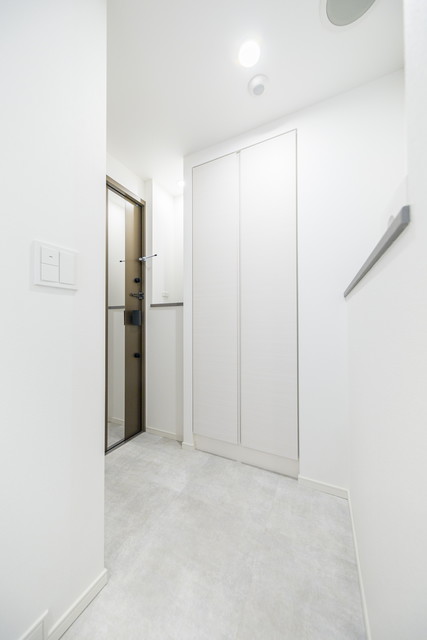 玄関　※写真は同タイプ住戸です。