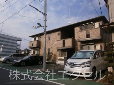 建物外観　箱根ヶ崎駅まで徒歩３分です。