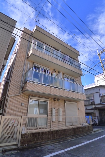 建物外観　大手ハウスメーカー「セキスイハイム」施工。