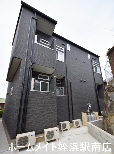 建物外観　★最寄り駅徒歩３分！人気の階段ロフト♪★