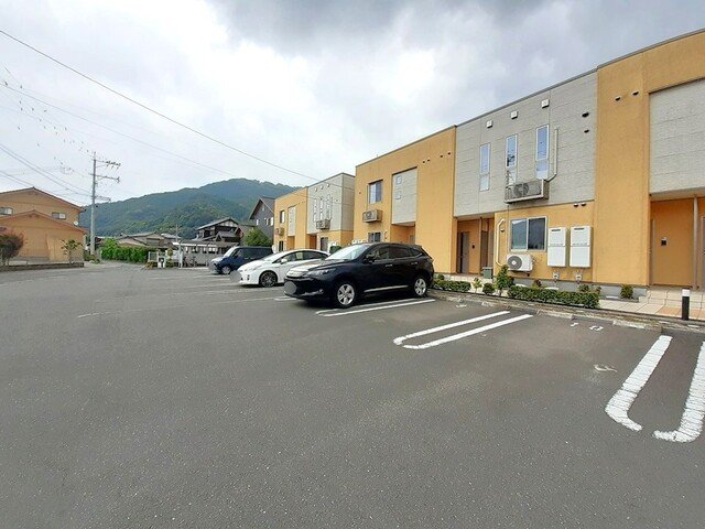 駐車場　駐車場です