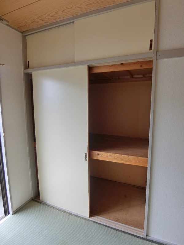 収納　※他の号室の写真になります