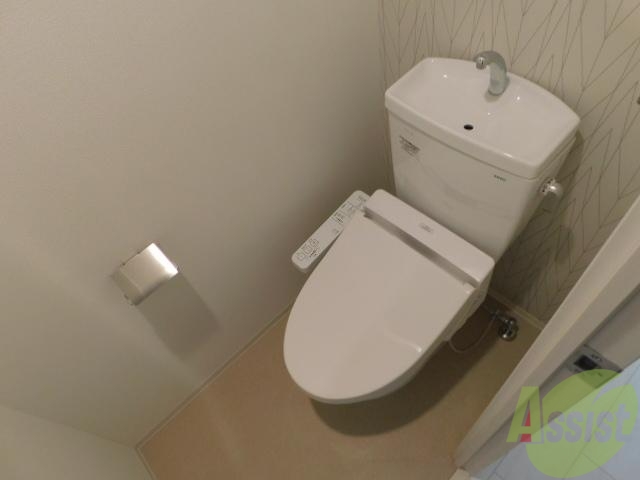 トイレ　ウォシュレットつきです
