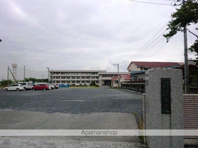 中学校　一関市立桜町中学校（中学校）まで505m