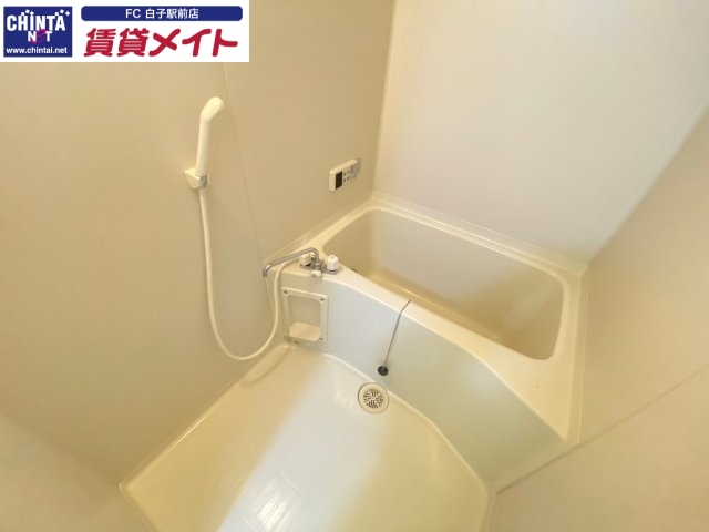 バス・シャワールーム　同物件別室写真