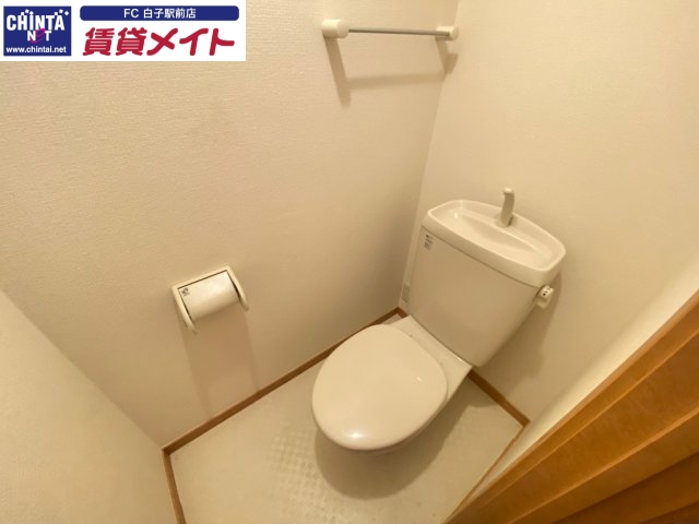 トイレ　同物件別室写真