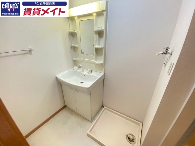 洗面設備　同物件別室写真