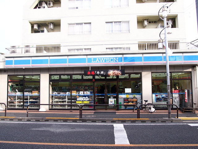 コンビニ　ローソン代沢五丁目店（コンビニ）まで692m