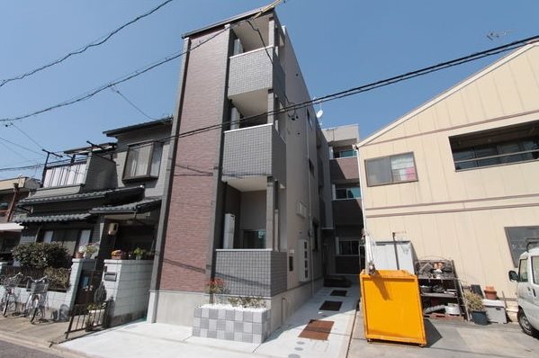 建物外観　外観　デザイナーズ　光インターネット無料