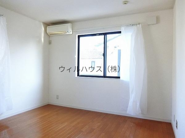 その他部屋・スペース　明るい洋室！