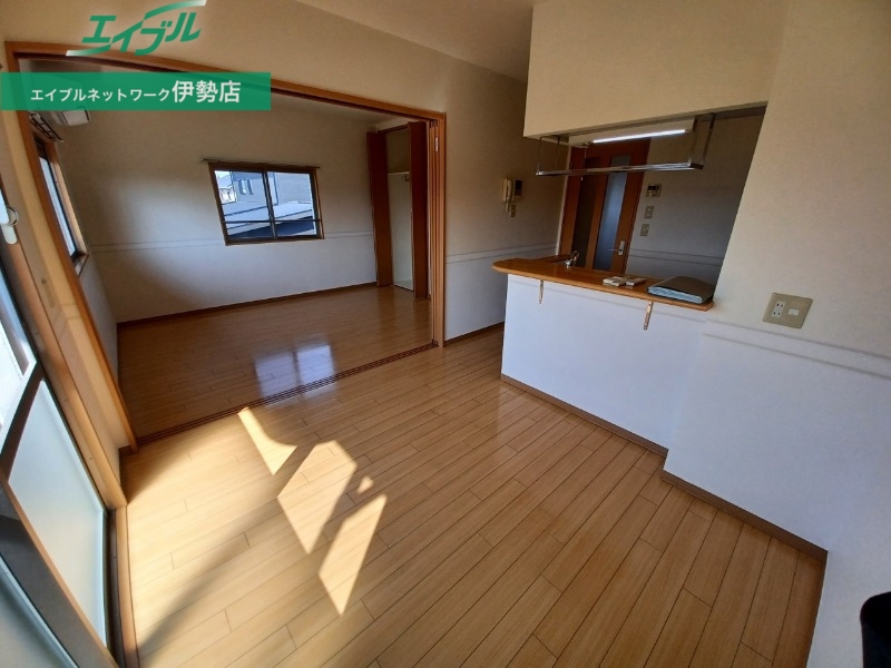 居室・リビング　別部屋参考写真です
