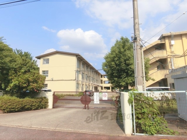 小学校　松井ケ丘小学校（小学校）まで2300m