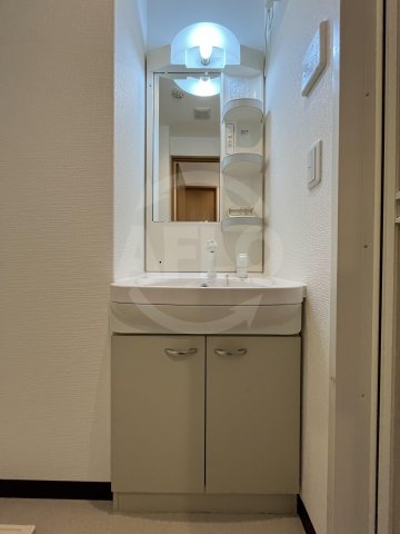 洗面設備　エグゼ大阪BAY　独立洗面台