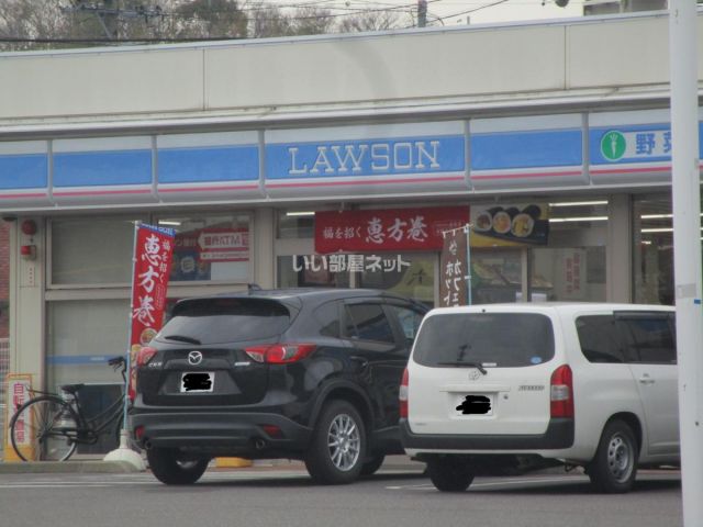 コンビニ　ローソン 春日井桃山町二丁目店（コンビニ）まで1676m