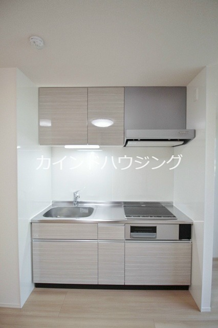 キッチン　3口ＩＨシステムキッチン