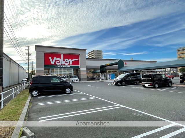 スーパー　バロー東起店（スーパー）まで482m