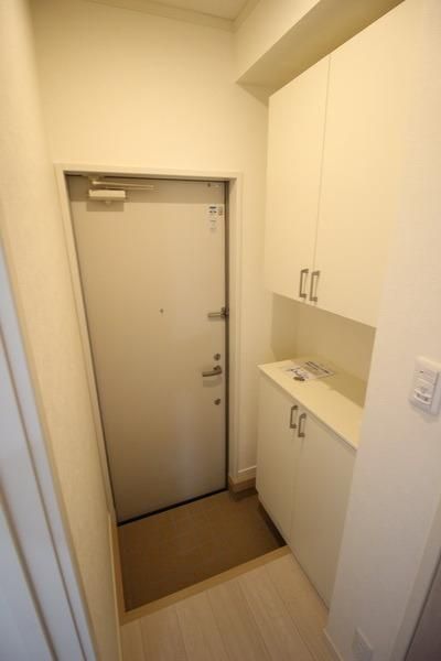玄関　トールサイズのシューズＢＯＸ
