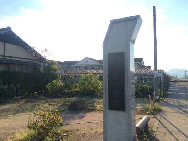 中学校　白石町立白石中学校（中学校）まで1802m